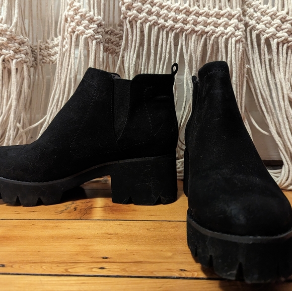 BC Vegan Suede Boots - Picture 5 of 7